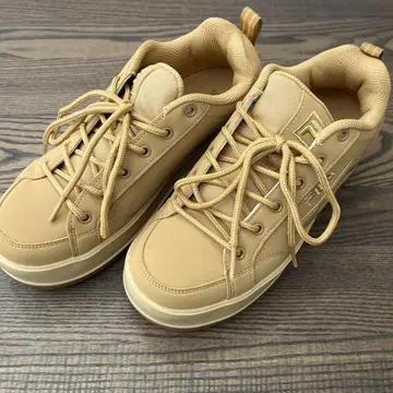 FILA 베이지 스니커즈 로우컷 24cm