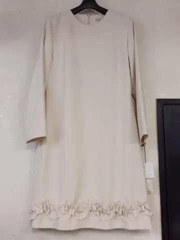 옵티 긴팔 원피스 프릴 베이지