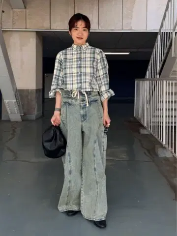 프리 스토어에서 구매한 시아사커 체크 컷오프 셔츠