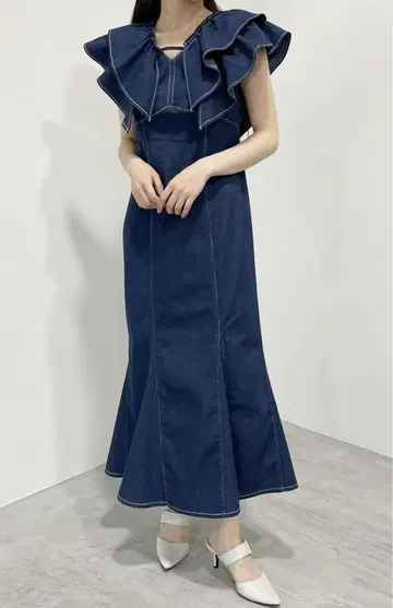 LILLIAN CARAT 네이비 프릴 데님 원피스