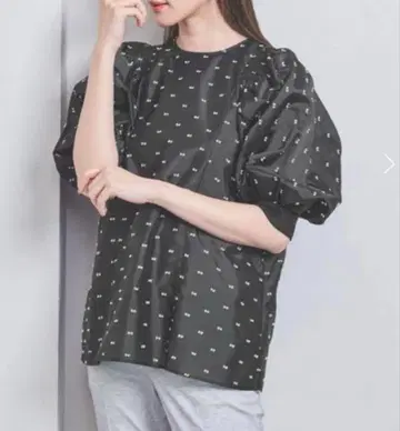 유나이티드 아로즈 사다리 모양 자카드 블라우스
