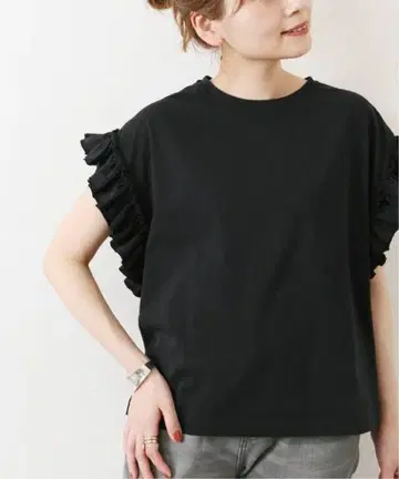 저널 스탠다드 클리어 코튼 프릴 Tee