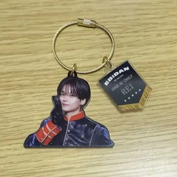 REI 아크릴 키링