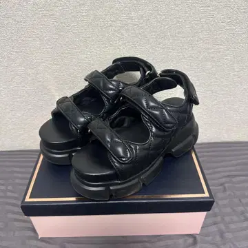 Rady 퀼팅 샌들