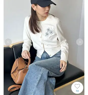 스니델 꽃 모티프 포인트 카디건