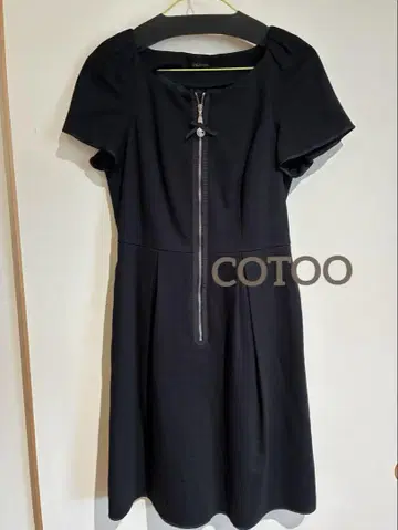 COTOO 블랙 무릎 기장 반팔 원피스 38 Size