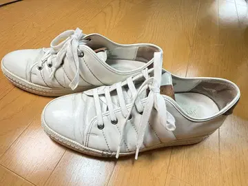 벨루티 화이트 스니커즈