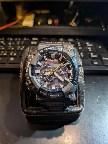 G-SHOCK FROGMAN 무선 태양광 GWF-A1000C-1AJF