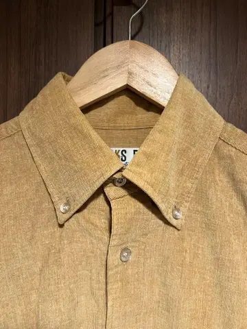 일본제 DAKS 베이지 버튼 다운 셔츠 L