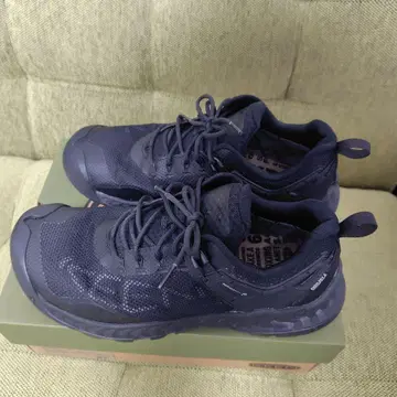 KEEN NXIS EVO WP 넥시스 에보 워터프루프 27cm