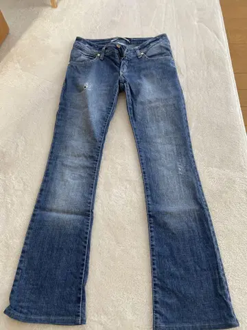 다크 블루 부츠 컷 데님