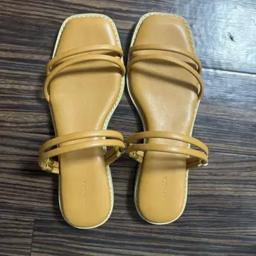 KEYUKA Nast 2WAY 플랫 샌들 카멜