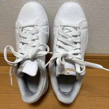 PUMA 스니커즈