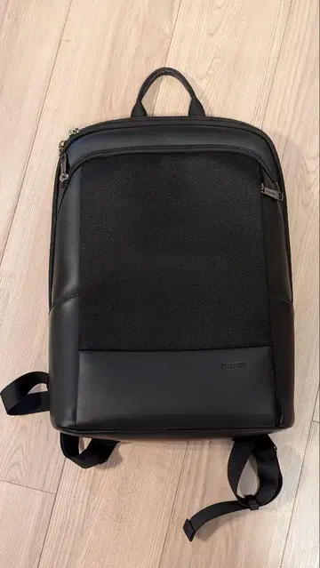 블랙 비즈니스 백팩