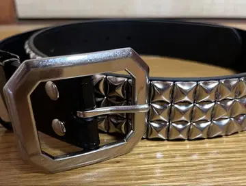 벨트 피라미드 스터드 메탈 스퀘어 블랙 컬러 락 펑크 40mm