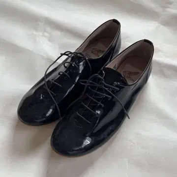 파르파르레 블랙 에나멜 레이스업 슈즈 38