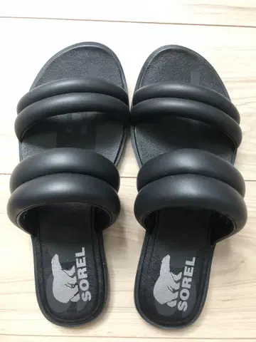SOREL 블랙 샌들