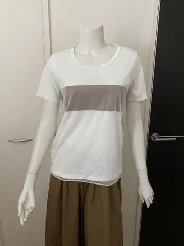 ICB 화이트 티셔츠