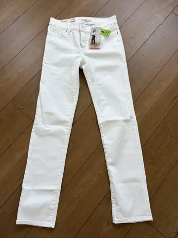Levis 리바이스 쉐이핑 슬림 팬츠 화이트
