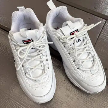 FILA 화이트 스니커즈 23.5cm