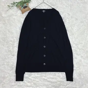 유니클로 V넥 롱슬리브 카디건 울 100% 경량 세련된 디자인