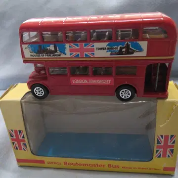 런던 2층 버스 Routemaster Bus 빨강