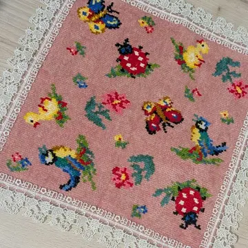 페일러 손수건, 치카자와 레이스