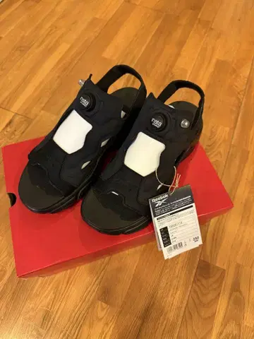 인스타펌프 퓨리 샌들 INSTAPUMP FURY SANDAL