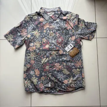 새상품! VANS 꽃무늬 반팔 셔츠 LARGE
