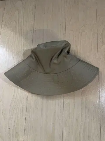 UNITED ARROWS 올리브 버킷햇