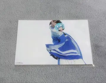 스니스테 오사데이 브로마이드