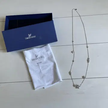 스와로브스키 별 모티프 목걸이
