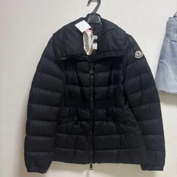 몬클레르 블랙 다운 재킷