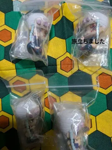 귀멸의 칼날 앉아있는 대원 텐겐 씨, 미츠리 짱