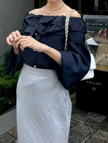 즉시 구매 가능 택 포함 개더 프릴 리본 블라우스