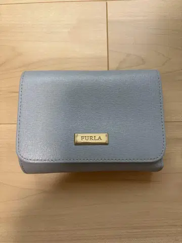 FURLA 하늘색 두겹 지갑