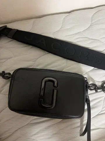 MARC JACOBS 숄더백