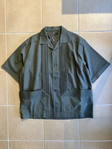 고객 대상 면마 빈티지 캔버스 핀턱 반소매 셔츠