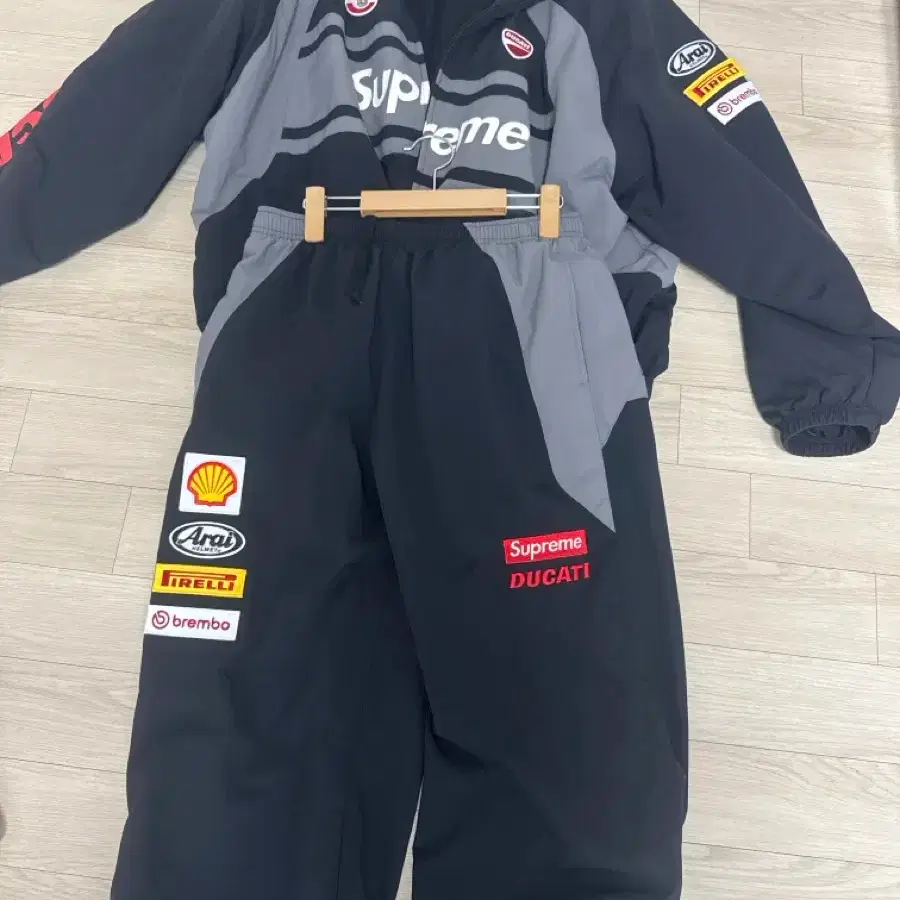 Supreme x Ducati Track Jacket Black White Blue 3colors SS24 Size S