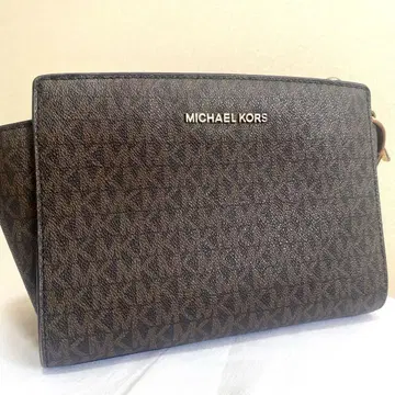 MICHAEL KORS (마이클코어스) 모노그램 숄더백 브라운