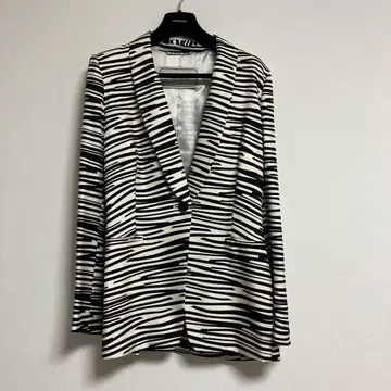 BY MALENE BIRGER 스트라이프 패턴 테일러드 재킷 36