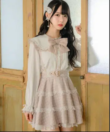 ROJITA 토끼 귀 블라우스 3단 프릴 스커트 세트업 핑크