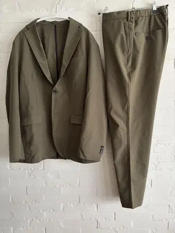 GU 남성용 여름 수트 카키 L