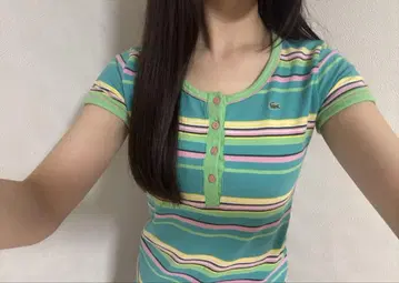 라코스테 버튼 장식 헨리넥 티셔츠 40