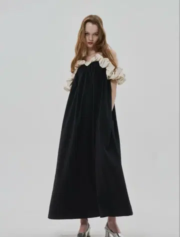 THE TOE ERIE FRILLS ONEPIECE * 바이컬러