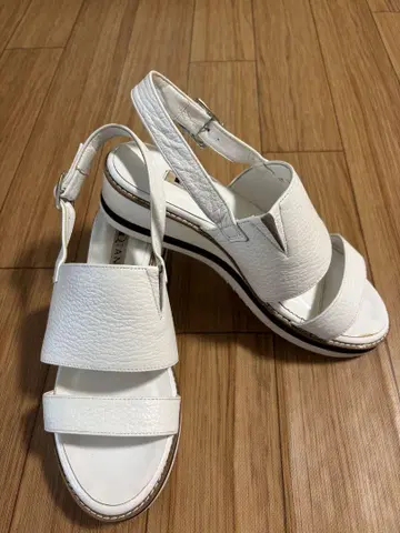 다이애나 스포츠 샌들 24cm