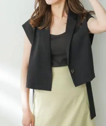 센스 오브 플레이스 바이 어반 리서치 린넨 라이크 사이드 벨트 숏 베스트