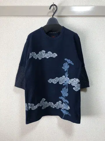 오스티아 재팬 의상 고대신 티셔츠 주의 JAPAN 블루블루 데님
