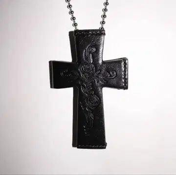 SCULPTOR 스컬프터 크로스 레더 스트랩 지갑 블랙