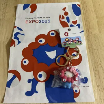 EXPO 2025 미야쿠미야쿠 변신 입체 마스코트 컬러 키링 키티
